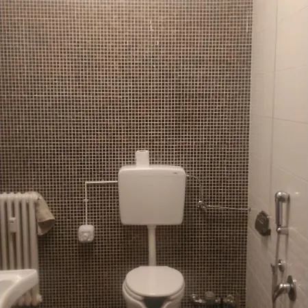 Aparthotel Mini 404 *